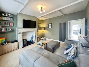 Lounge- click for photo gallery
